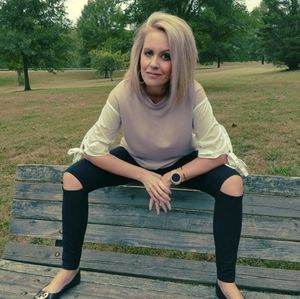 Dressed up Sweatshirt